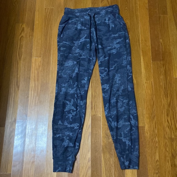 Lululemon Ready to Rulu Pant Size 4 - Picture 5 of 11